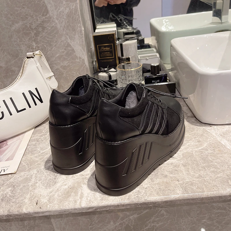 Grande taille 35-43 noir Desig - Street Fashion Goth avis et prix