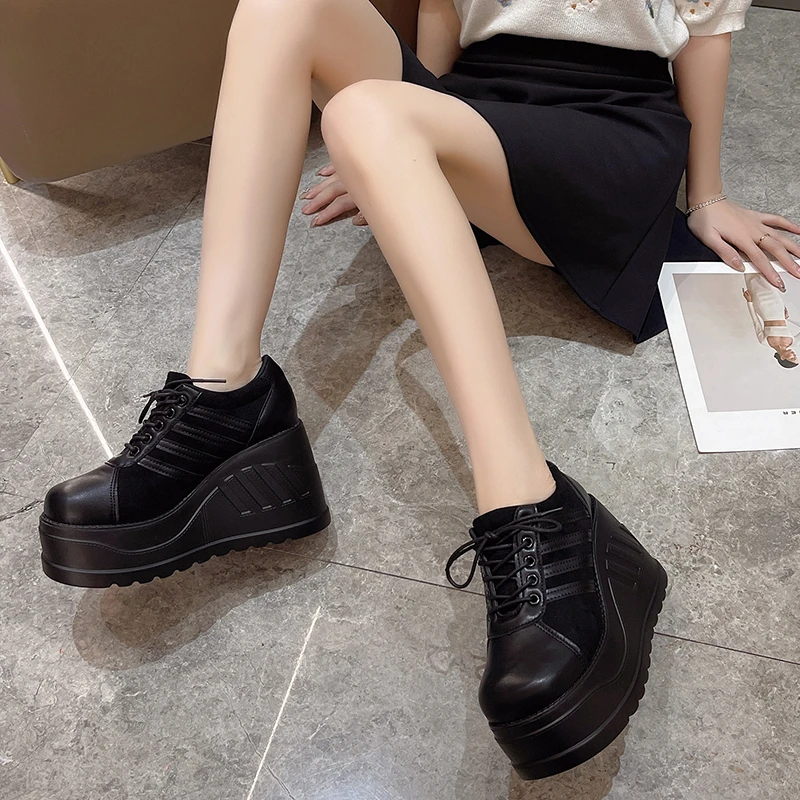 Grande taille 35-43 noir Desig - Street Fashion Goth avis et prix