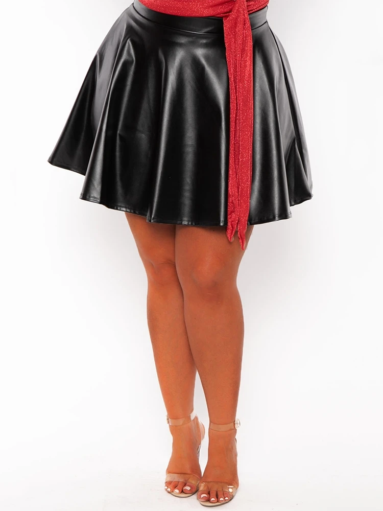Femmes grande taille en cuir m - Street Fashion Plus Size avis et prix